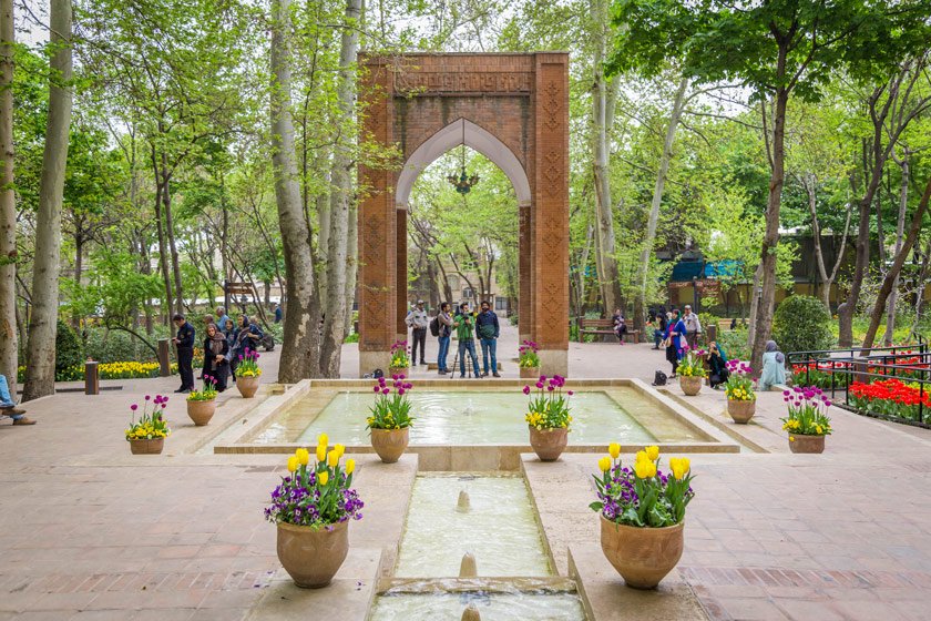 بوستان باغ ایرانی در ده ونک